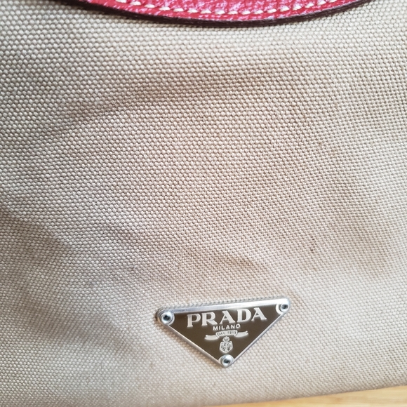 Rare Find Prada travel bag - Picture 6 of 13
